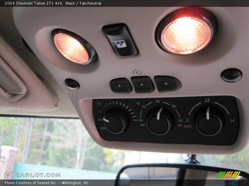 Black / Tan/Neutral 2004 Chevrolet Tahoe Z71 4x4