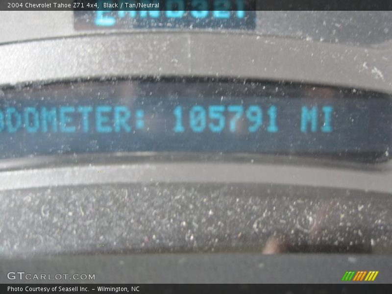 Black / Tan/Neutral 2004 Chevrolet Tahoe Z71 4x4
