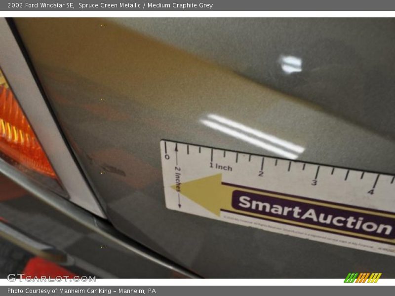 Spruce Green Metallic / Medium Graphite Grey 2002 Ford Windstar SE