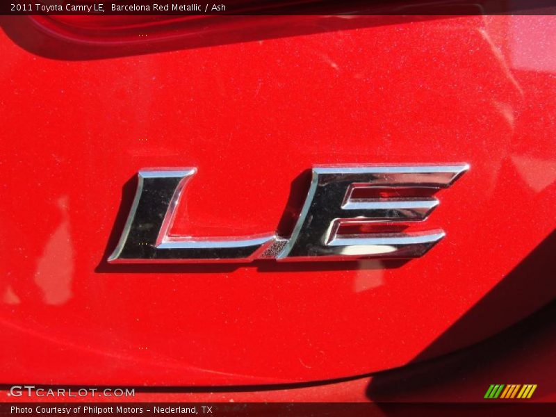 Barcelona Red Metallic / Ash 2011 Toyota Camry LE