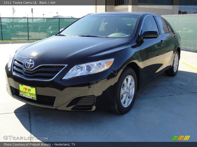 Black / Ash 2011 Toyota Camry LE