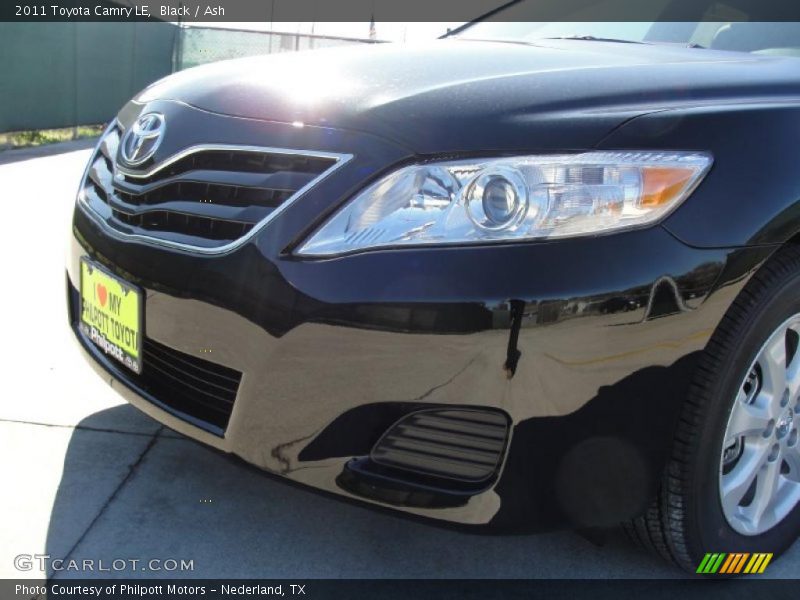 Black / Ash 2011 Toyota Camry LE