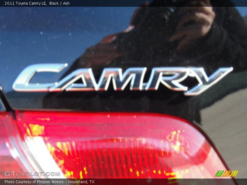 Black / Ash 2011 Toyota Camry LE