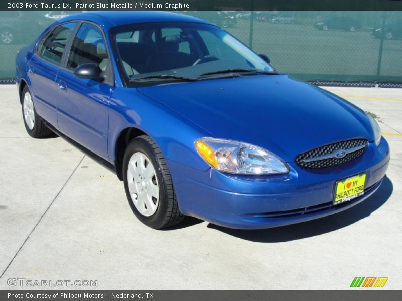 Patriot Blue Metallic / Medium Graphite 2003 Ford Taurus LX