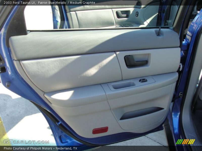 Patriot Blue Metallic / Medium Graphite 2003 Ford Taurus LX