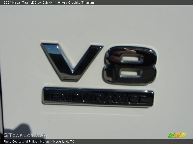 White / Graphite/Titanium 2004 Nissan Titan LE Crew Cab 4x4