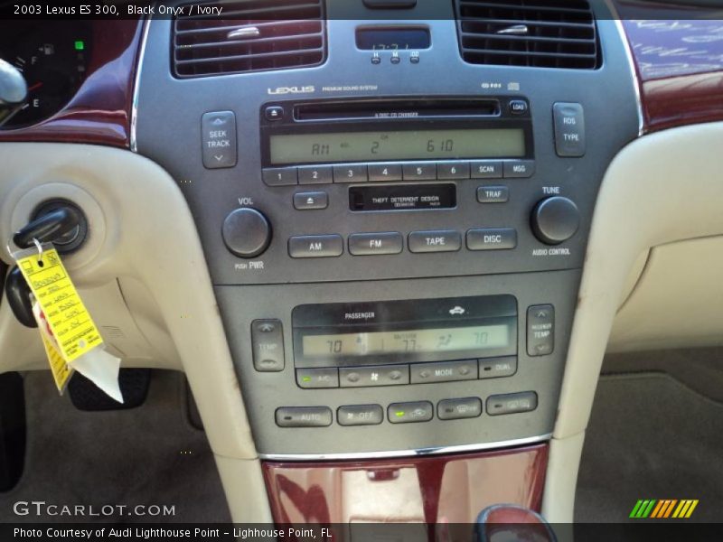 Black Onyx / Ivory 2003 Lexus ES 300
