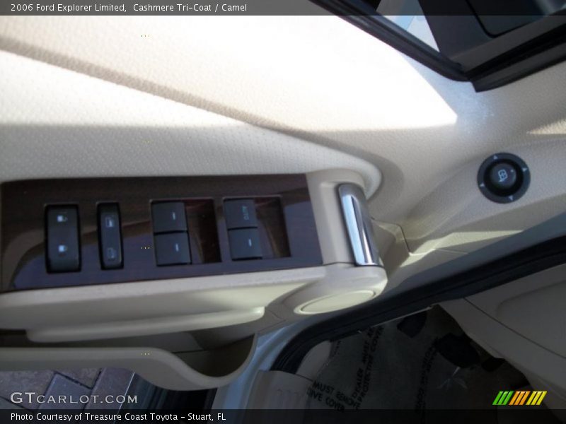 Cashmere Tri-Coat / Camel 2006 Ford Explorer Limited