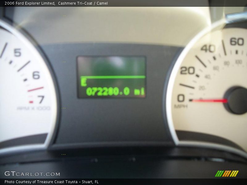 Cashmere Tri-Coat / Camel 2006 Ford Explorer Limited