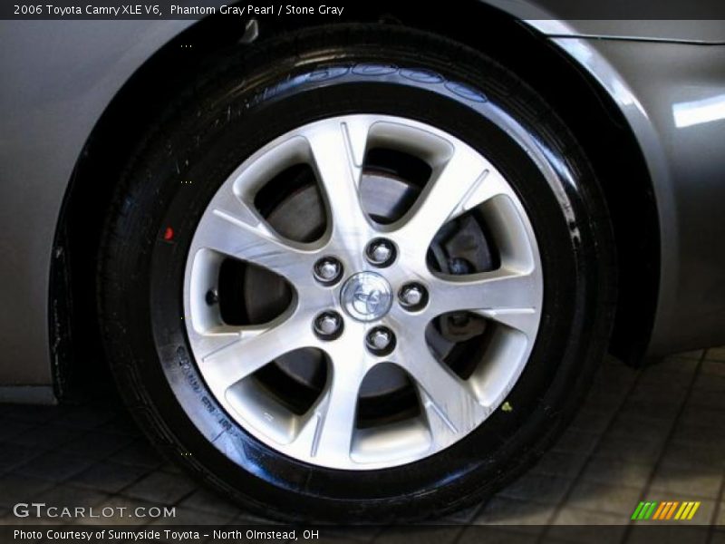 Phantom Gray Pearl / Stone Gray 2006 Toyota Camry XLE V6
