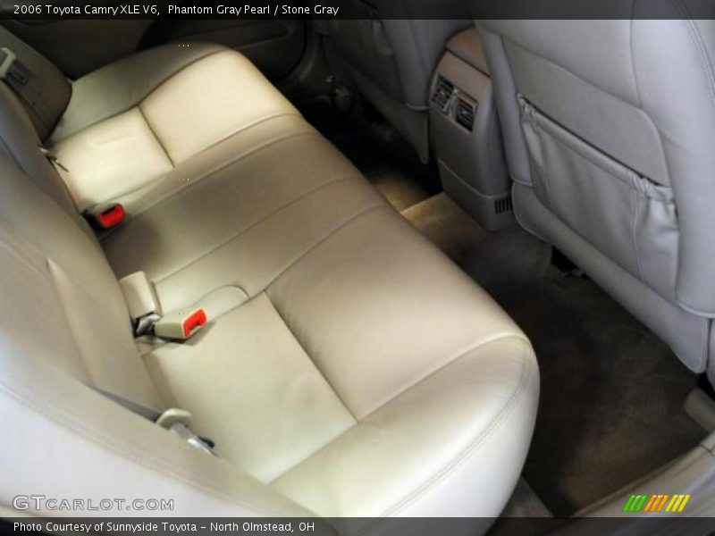 Phantom Gray Pearl / Stone Gray 2006 Toyota Camry XLE V6