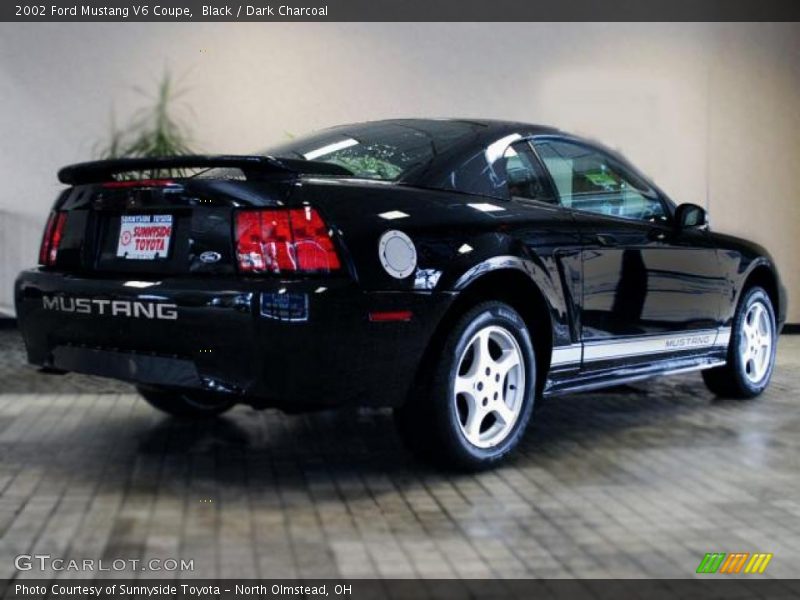 Black / Dark Charcoal 2002 Ford Mustang V6 Coupe