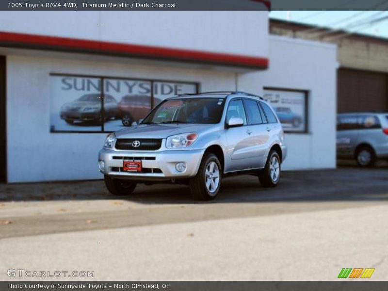 Titanium Metallic / Dark Charcoal 2005 Toyota RAV4 4WD