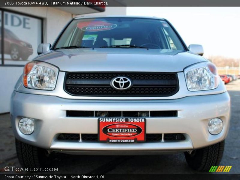 Titanium Metallic / Dark Charcoal 2005 Toyota RAV4 4WD