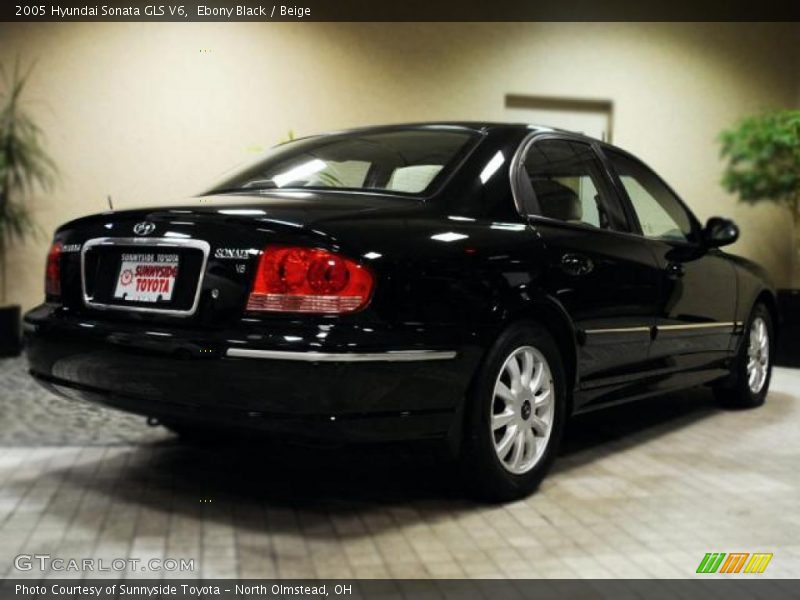 Ebony Black / Beige 2005 Hyundai Sonata GLS V6