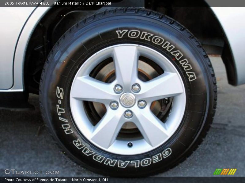  2005 RAV4 4WD Wheel