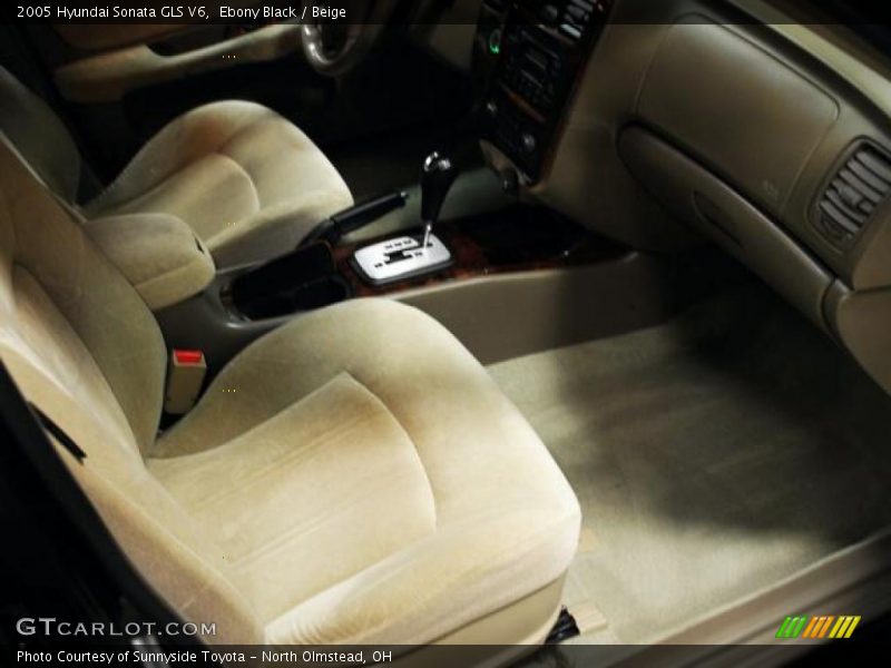 Ebony Black / Beige 2005 Hyundai Sonata GLS V6