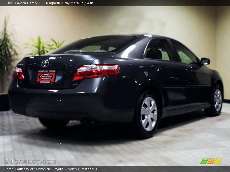Magnetic Gray Metallic / Ash 2009 Toyota Camry LE