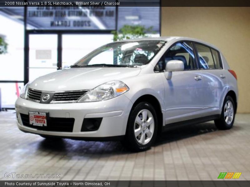 Brilliant Silver / Charcoal 2008 Nissan Versa 1.8 SL Hatchback
