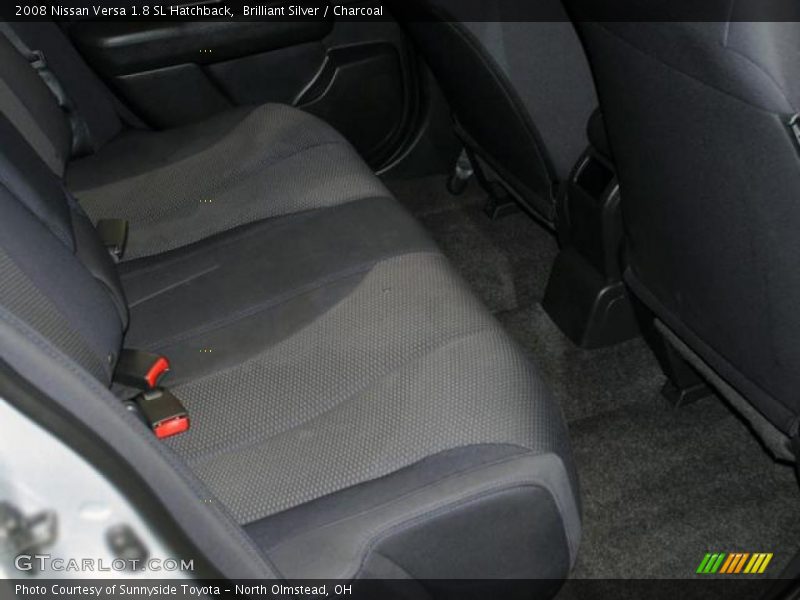 Brilliant Silver / Charcoal 2008 Nissan Versa 1.8 SL Hatchback