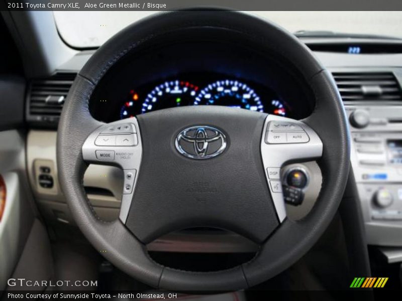 Aloe Green Metallic / Bisque 2011 Toyota Camry XLE