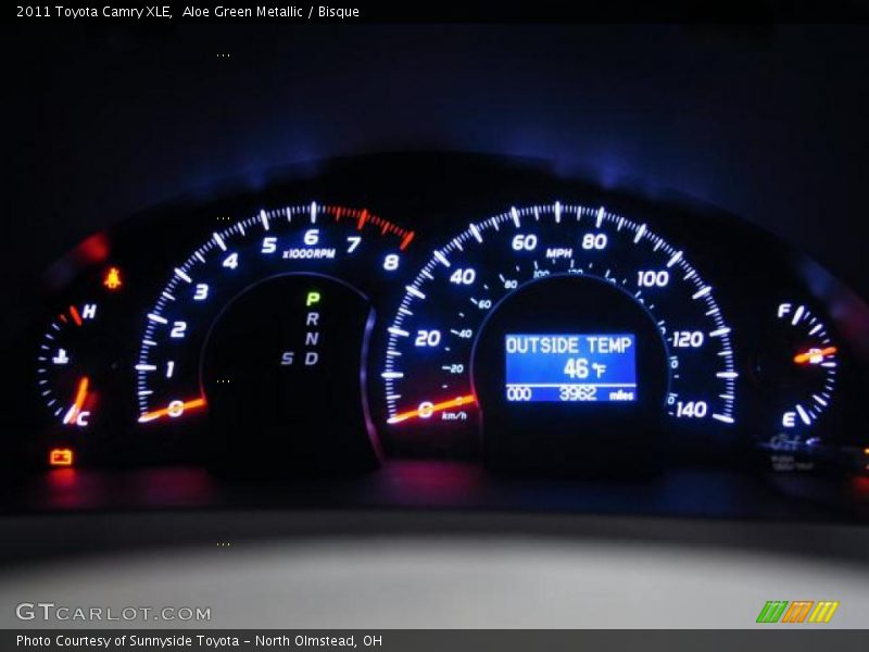  2011 Camry XLE XLE Gauges