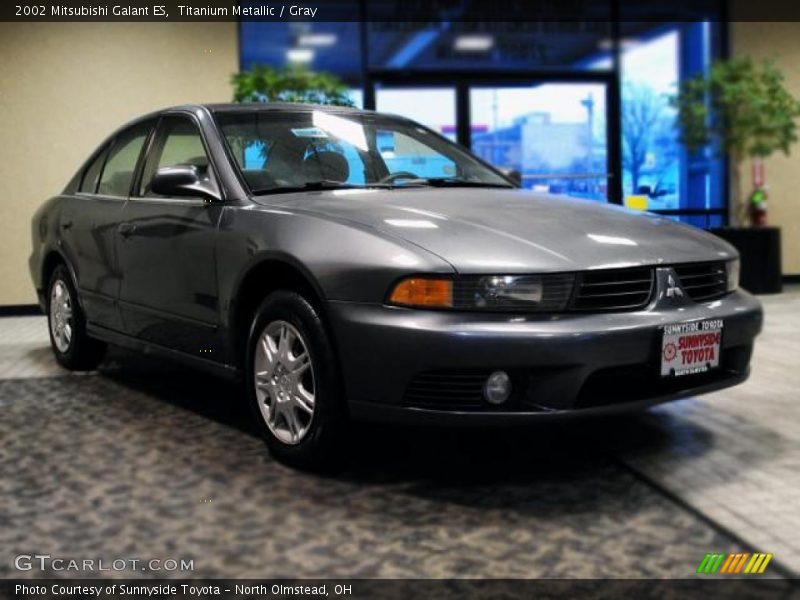 Titanium Metallic / Gray 2002 Mitsubishi Galant ES