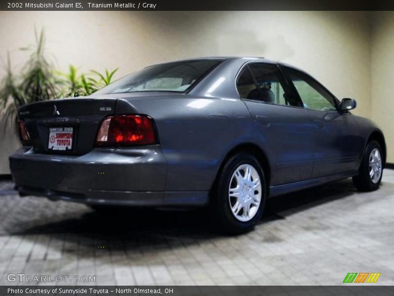 Titanium Metallic / Gray 2002 Mitsubishi Galant ES