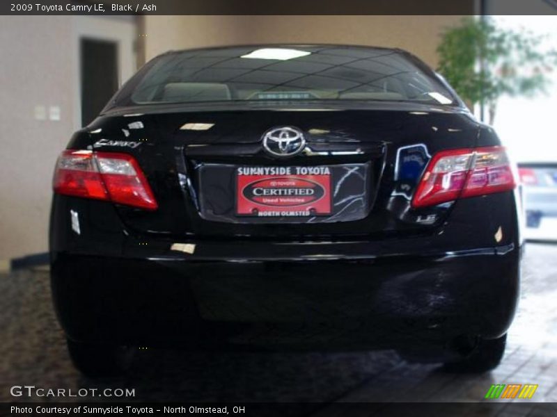 Black / Ash 2009 Toyota Camry LE