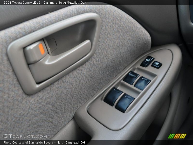Controls of 2001 Camry LE V6