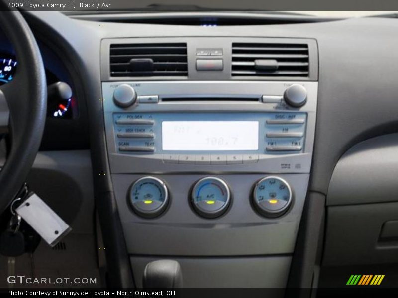 Controls of 2009 Camry LE