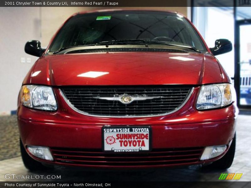 Inferno Red Pearl / Taupe 2001 Chrysler Town & Country LXi