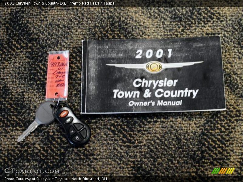 Inferno Red Pearl / Taupe 2001 Chrysler Town & Country LXi