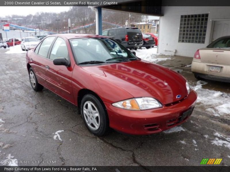 Front 3/4 View of 2000 Cavalier LS Sedan