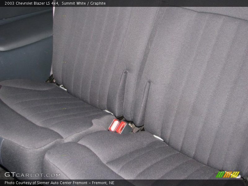 Summit White / Graphite 2003 Chevrolet Blazer LS 4x4
