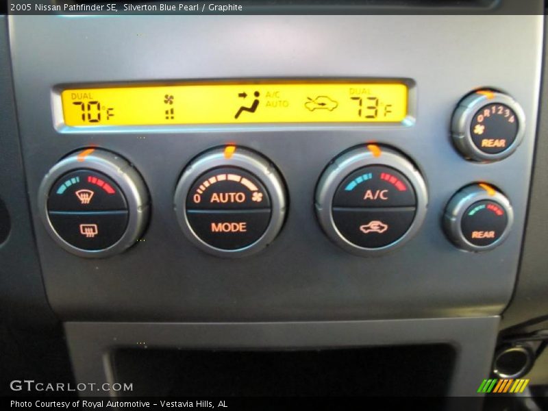 Controls of 2005 Pathfinder SE