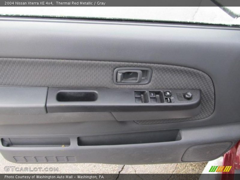 Thermal Red Metallic / Gray 2004 Nissan Xterra XE 4x4