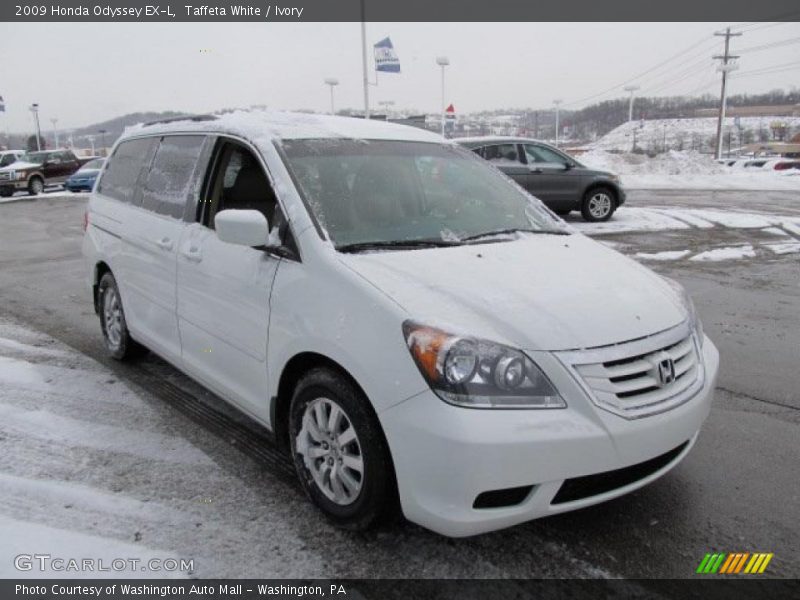 Front 3/4 View of 2009 Odyssey EX-L