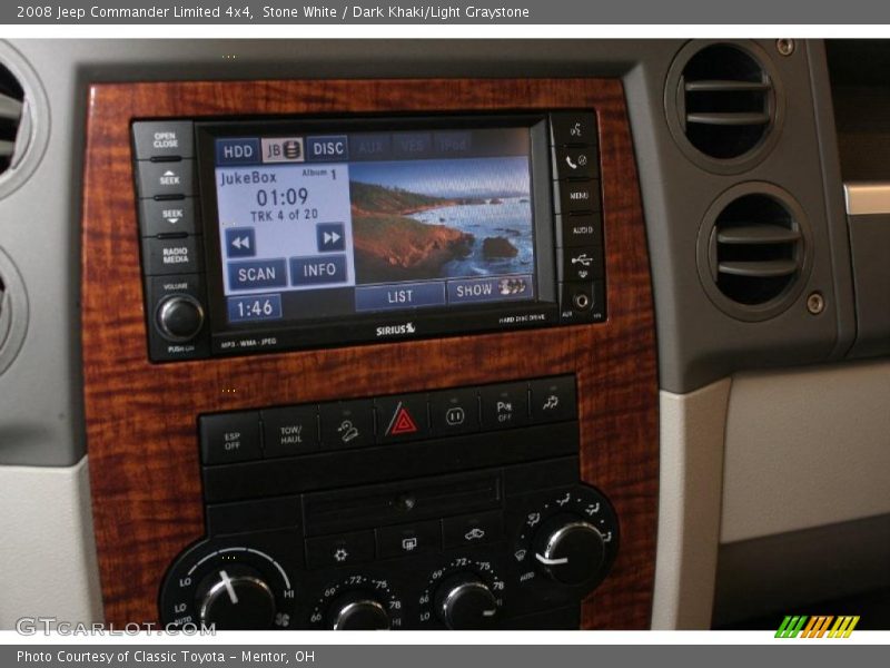 Stone White / Dark Khaki/Light Graystone 2008 Jeep Commander Limited 4x4