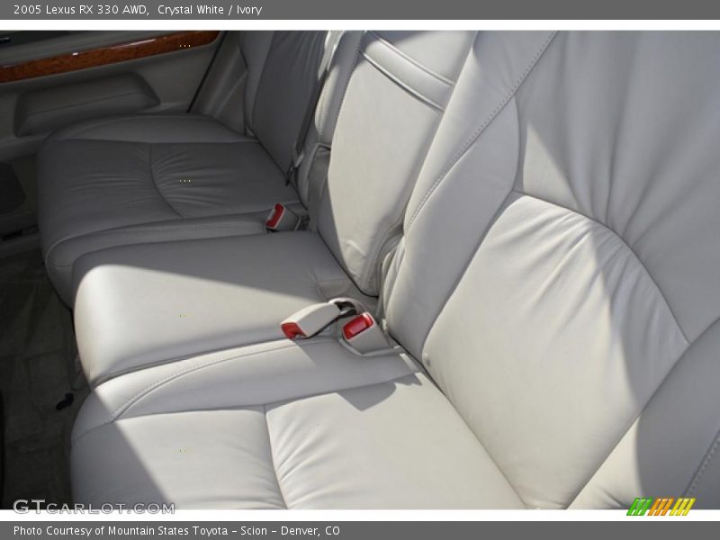 Crystal White / Ivory 2005 Lexus RX 330 AWD