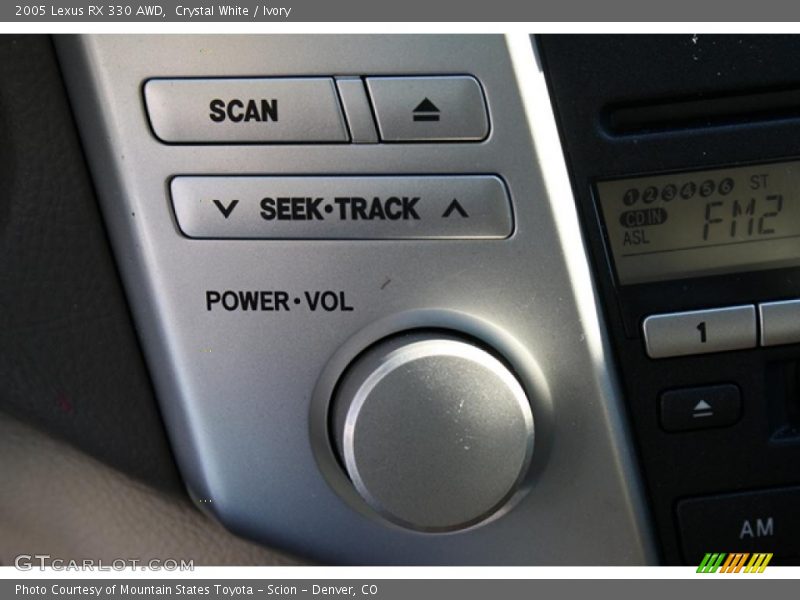 Controls of 2005 RX 330 AWD