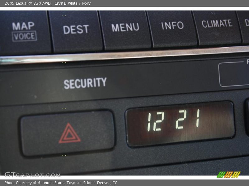 Controls of 2005 RX 330 AWD