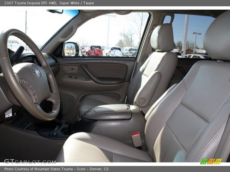 Super White / Taupe 2007 Toyota Sequoia SR5 4WD