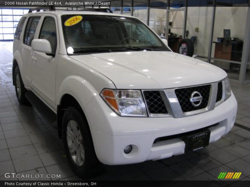 Avalanche White / Desert 2006 Nissan Pathfinder LE 4x4