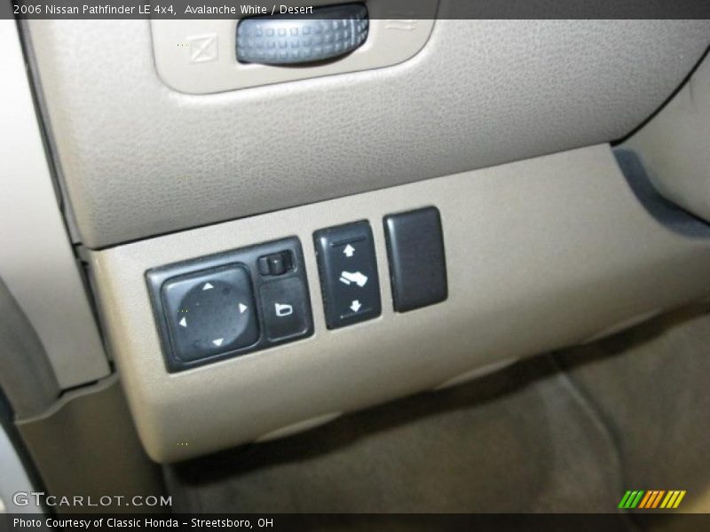 Avalanche White / Desert 2006 Nissan Pathfinder LE 4x4