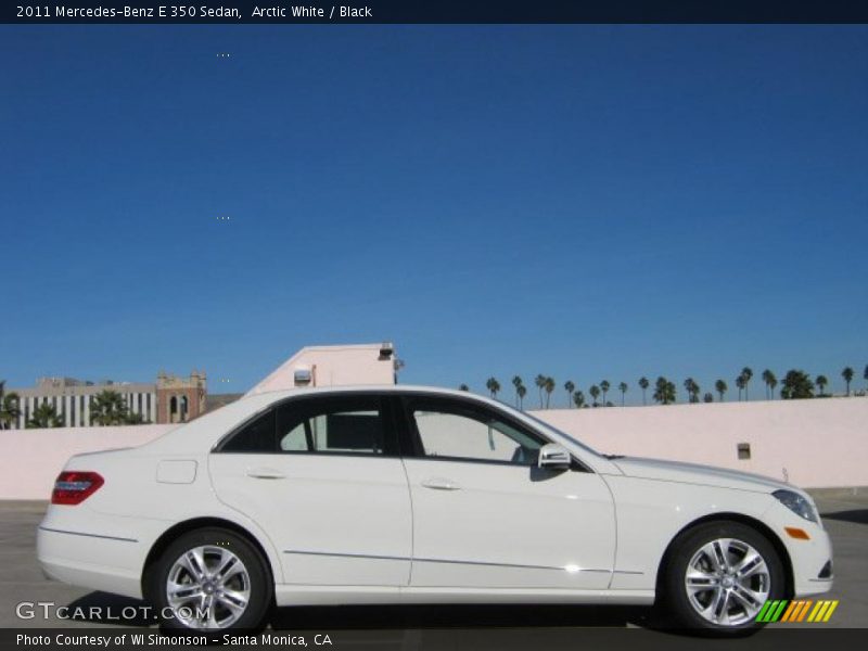 Arctic White / Black 2011 Mercedes-Benz E 350 Sedan