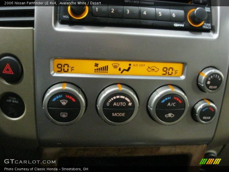 Avalanche White / Desert 2006 Nissan Pathfinder LE 4x4