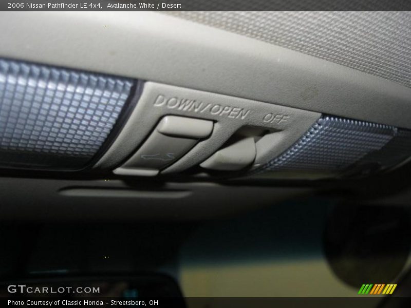 Avalanche White / Desert 2006 Nissan Pathfinder LE 4x4