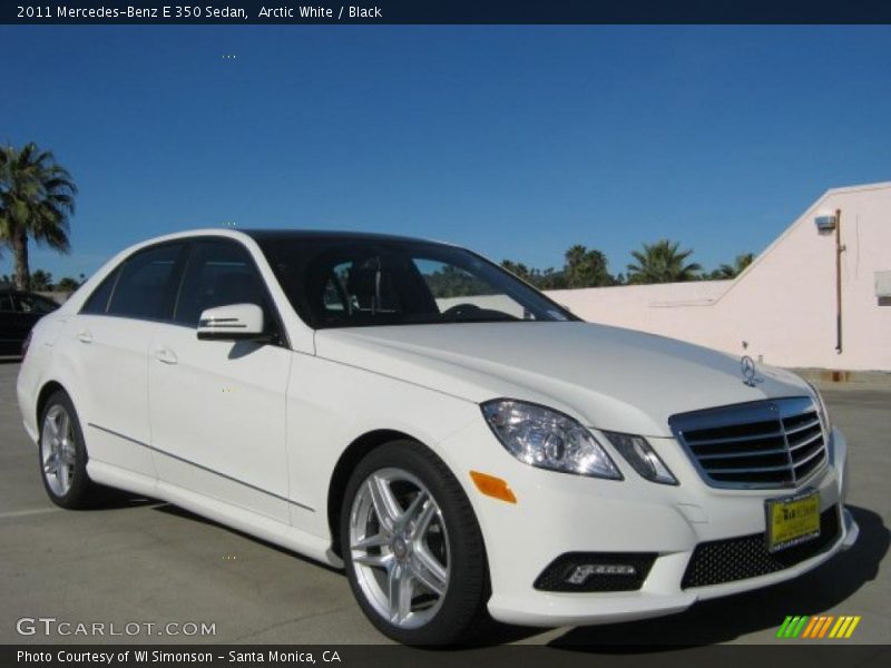 Arctic White / Black 2011 Mercedes-Benz E 350 Sedan