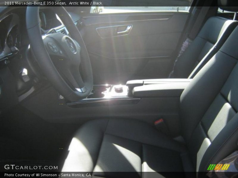 Arctic White / Black 2011 Mercedes-Benz E 350 Sedan